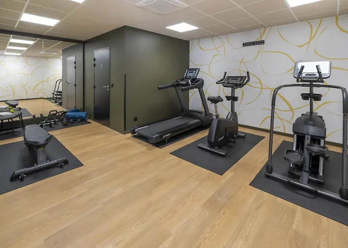 Hotel Sure By Western Memorial