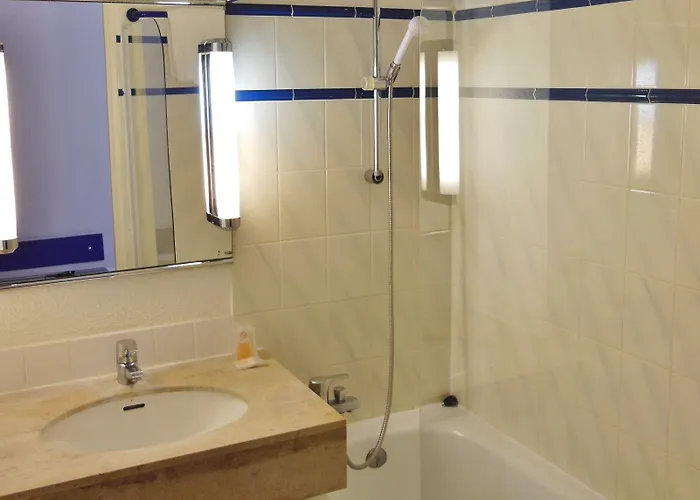 Sure By Western Memorial Кан