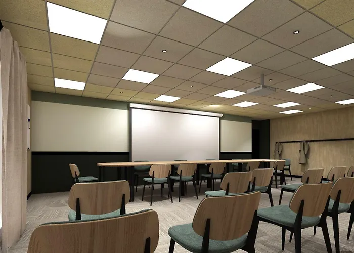 Hotel Sure By Western Memorial 3*