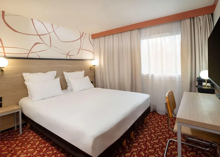 Hotel Sure By Western Memorial Caen